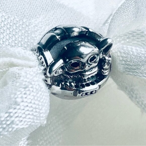 ✨ NWOT Baby Yoda Grogu 🟩 Charm – The Mandalorian ✨ - Picture 3 of 9